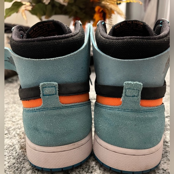 Nike Air Jordan 1 Zoom CMFT 2 "Bleached Aqua". Worn once. Men’s size 11. - Picture 4 of 5